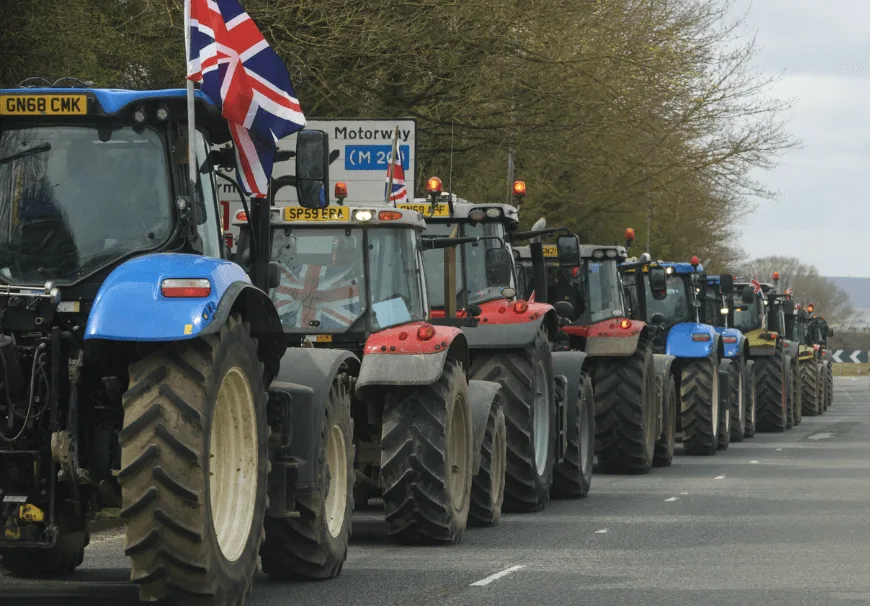 Kent Farmers Roll 150-Tractor Convoy into London Tonight to Protest Government Policies