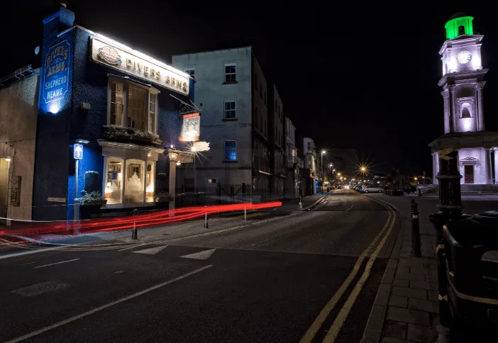 Three Arrested After Knife Attack Outside Herne Bay Pub – Police Seize Black Audi Q2, Witnesses Urged to Come Forward