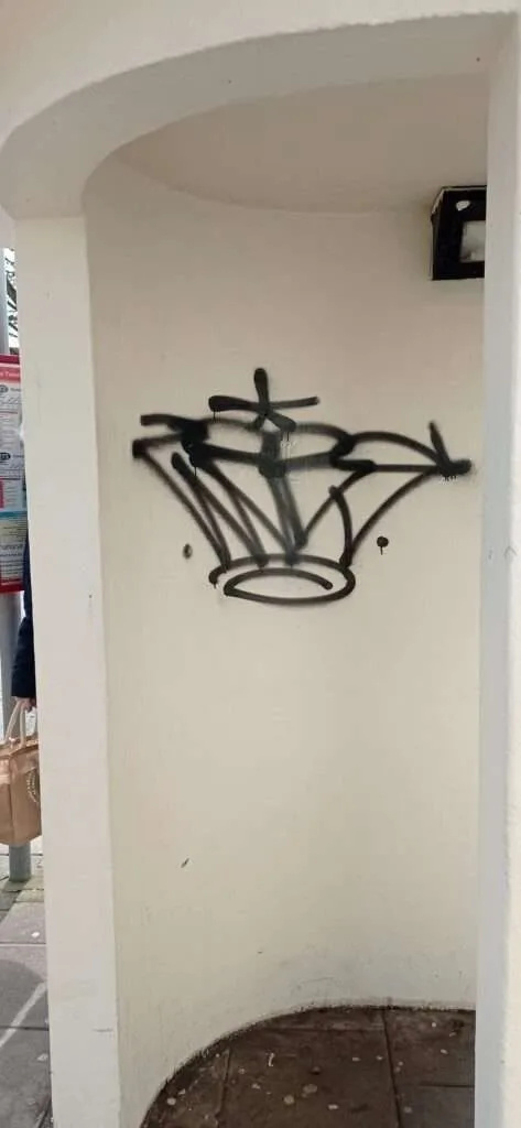 Brazen Vandals Ruin Freshly Painted Brighton Tram Shelters Hours After Historic Restore