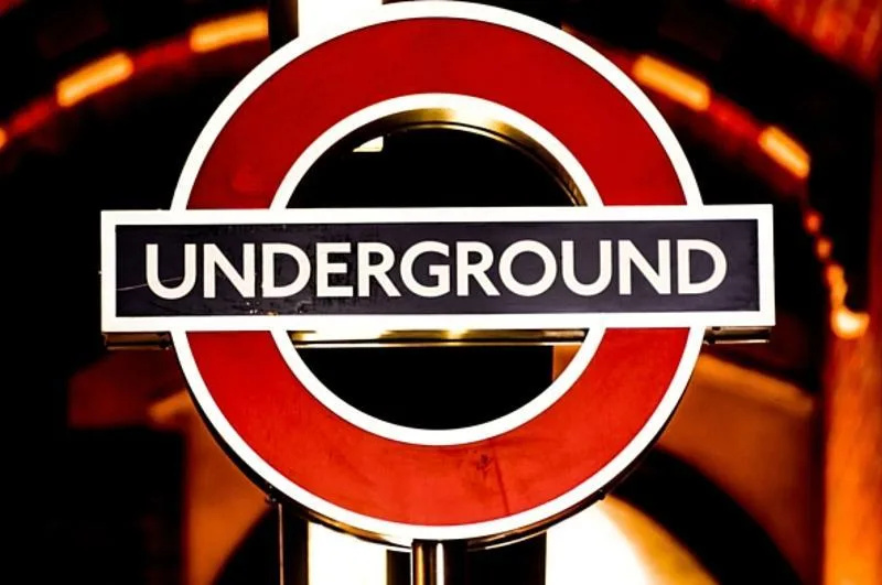 Easter Bank Holiday Travel Chaos: London Overground, Elizabeth Line & DLR Hit by Major Weekend Closures