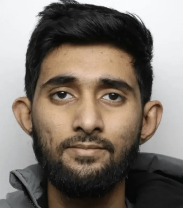 Bradford Mother Fatally Stabbed Pushing Baby Pram – Man Arrested in Brutal Daylight Attack