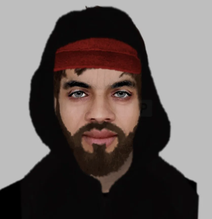 Woman Fights Off Phone Snatch Attacker in Clare Park Struggle – Police Seek Witnesses