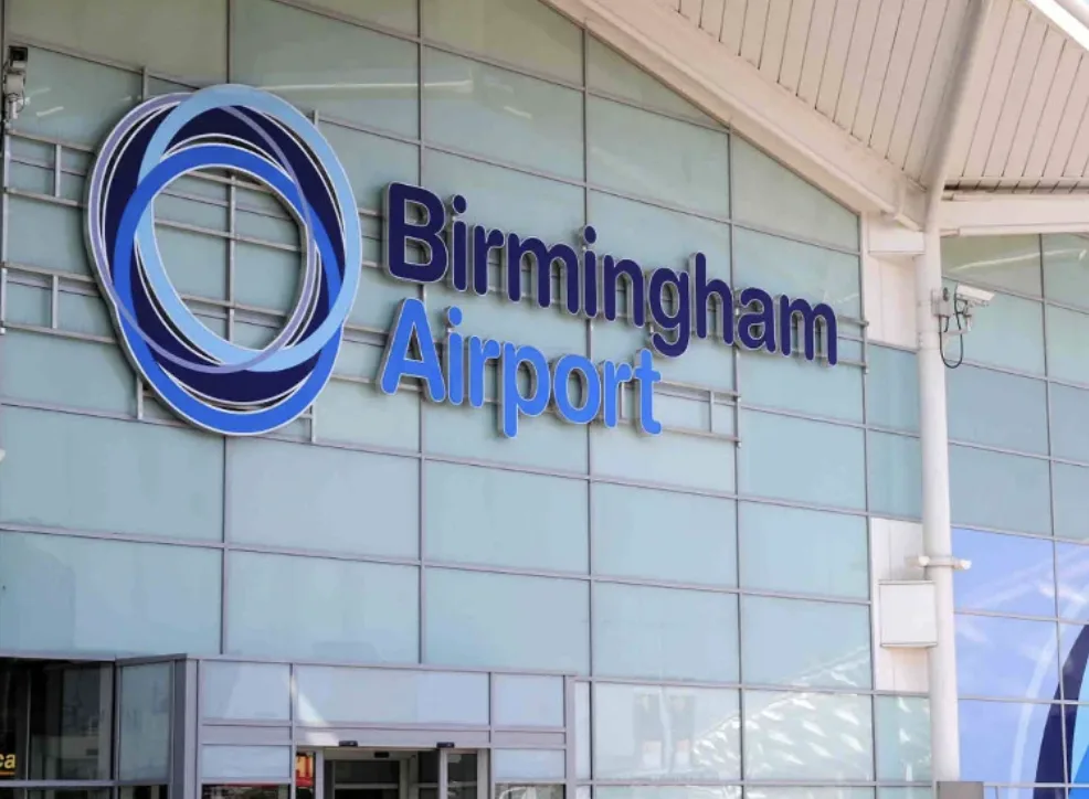 Birmingham Airport Shuts Indefinitely After Suspicious Device Forces Emergency Landing and Evacuation