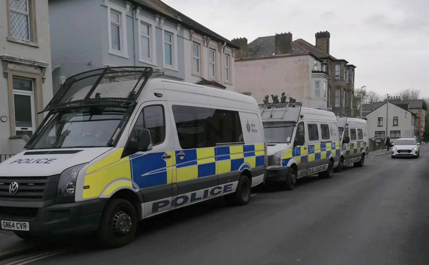 Armed Police Raid Folkestone Home, Arrest Three on Drug Charges in High-Stakes Drugs Bust