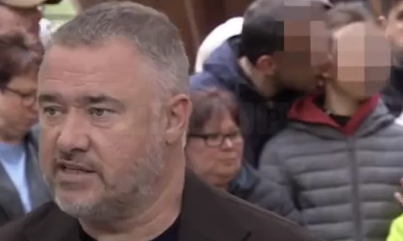 Shock at Crucible! Man Bites Boy’s Ear Live on BBC Amid Snooker Championship Chaos