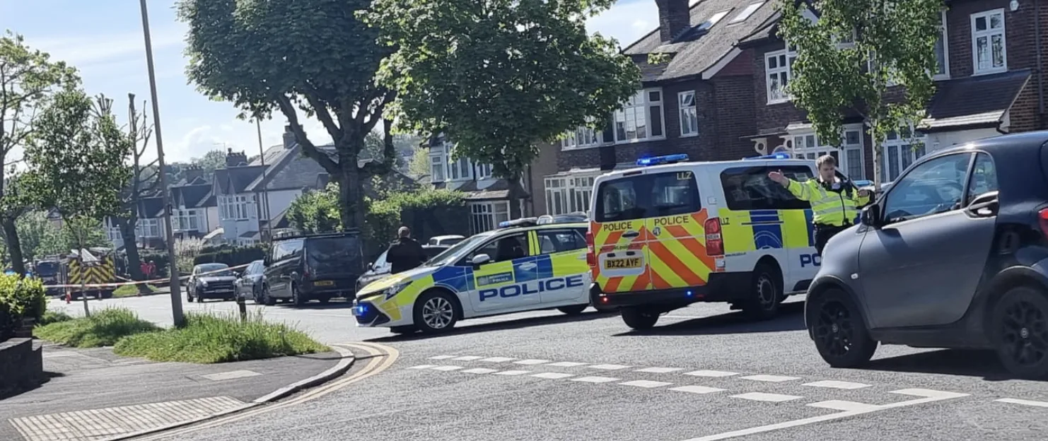 Massive Explosion Rocks Cheam Garden Shed – Fire Brigade Battles Blaze Amid Traffic Chaos