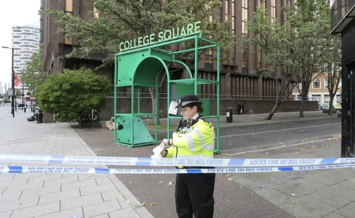 Teen Faces 5 Years for Brutal Knife Attack Outside Croydon College – E-Scooter Stolen Amid Stabbing Chaos