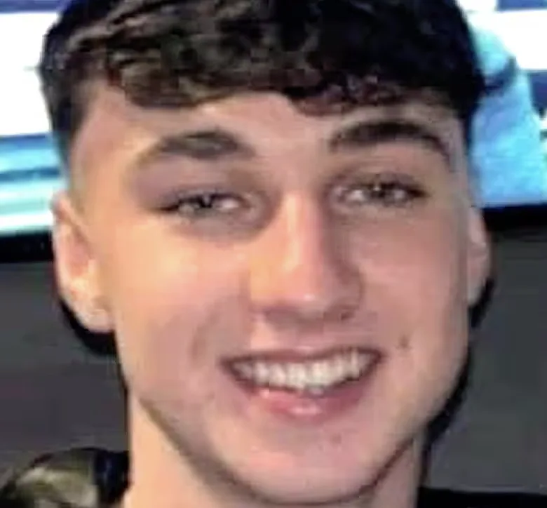 Detective-Turned-TV Investigator Offers Help in Search for Missing Jay Slater in Tenerife