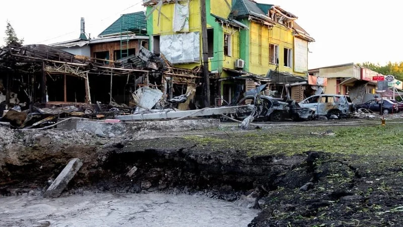 Zaporizhzhia Mourns After Deadly Russian Missile Strike Kills 7 in Vilniansk