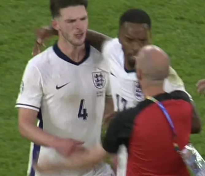 Declan Rice Sparks Fiery Clash with Slovakia Boss After England’s Euro 2024 Win