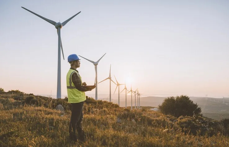 UK’s Net Zero 2050 Target Under Threat Amid New Fossil Fuel Licences and Policy U-Turns