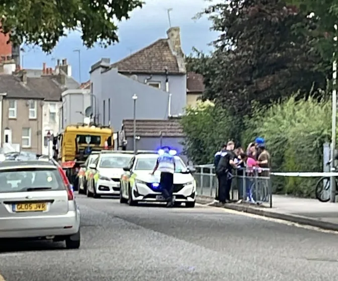 Teen Arrested for Attempted Murder After Stabbing at Gravesend Gurdwara – Air Ambulance Sends Victims to Hospital