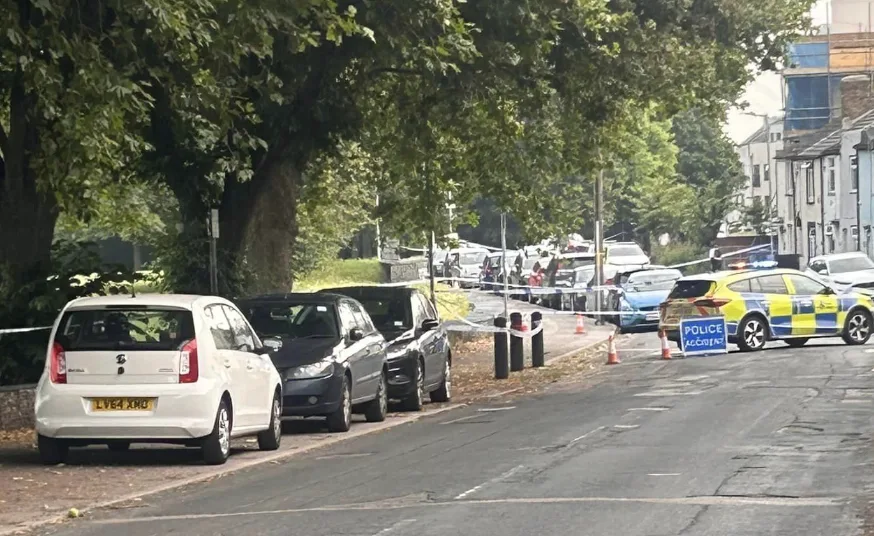 Major Police Incident in Medway Sparks Chaos – Kent Roads Sealed Off, Locals Stranded