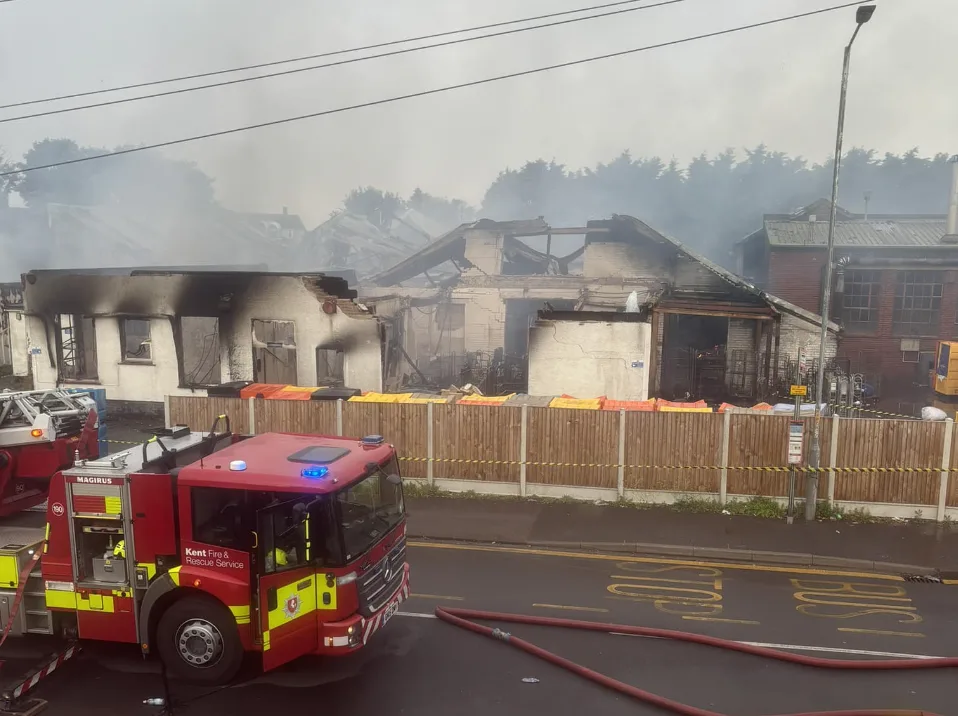 Massive Ramsgate Industrial Blaze Sparks Urgent Stay-Indoor Warning as Firefighters Battle Relentlessly