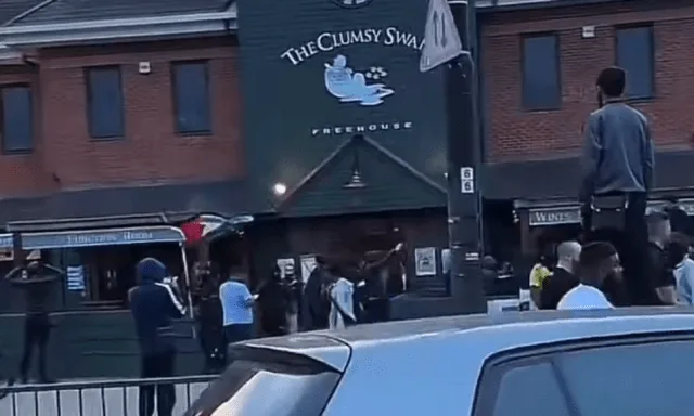 Mob of 100 Storms Birmingham Pub, Man Brutally Attacked as Police Rush In