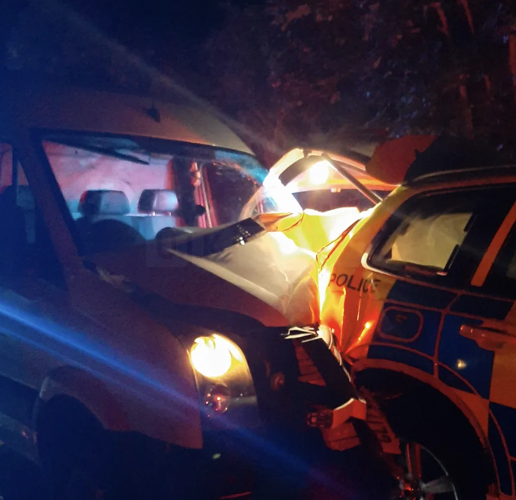 Drink-Driver Crashes Into Police Car on A1 Near Tinwell – Officer Injured as Van Hits Patrol During Lane Clear