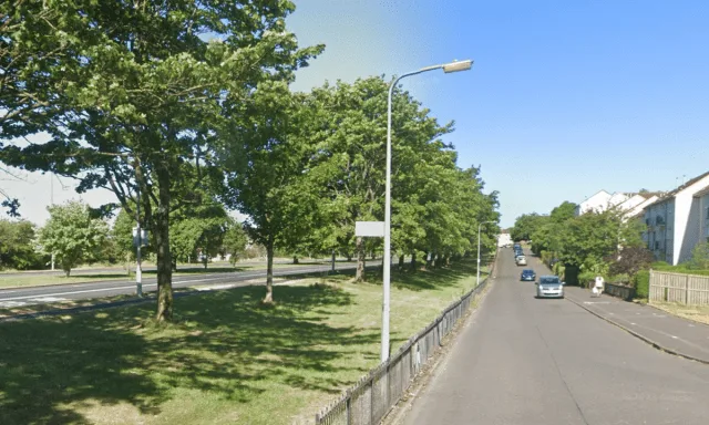 Taxi Driver Held at Knifepoint in Easterhouse as Stolen Cars Found Crashed—Police Urge Witnesses to Come Forward
