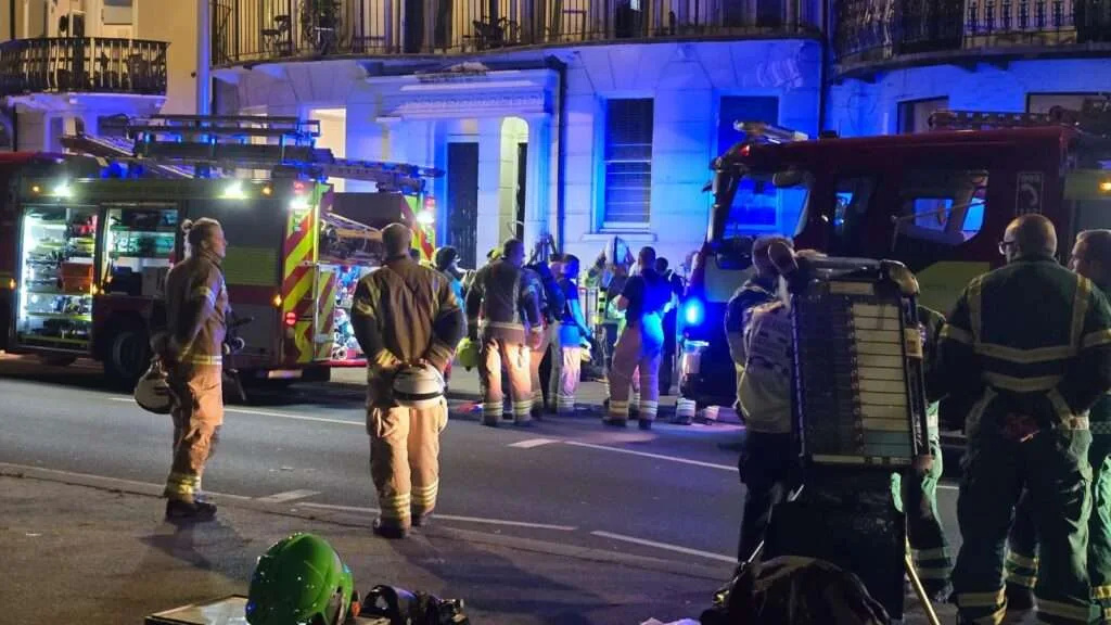 Ammonia Leak Shuts Brighton’s Grande Parade at Midnight, Emergency Services Respond