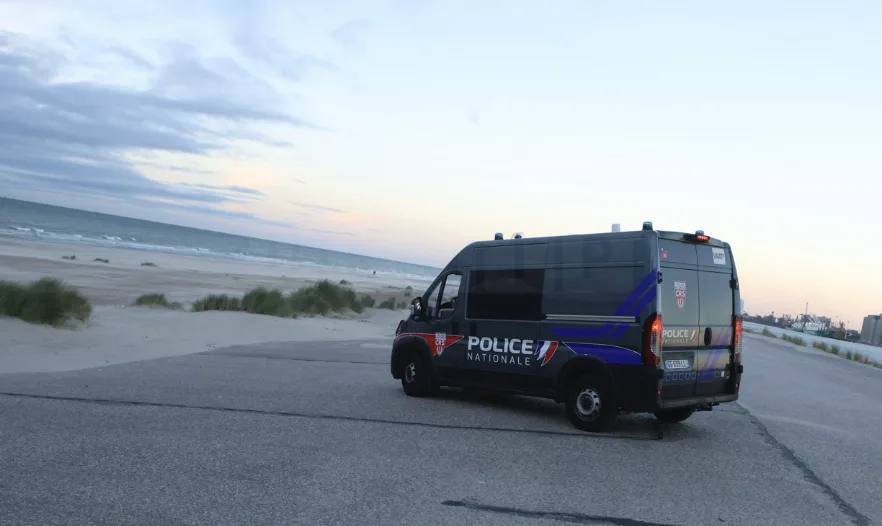 Several Migrants Die in Tragic English Channel Crossing Near Ambleteuse
