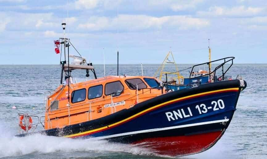 Clothes Found on Sussex Beach Spark Major Search for Missing Swimmer