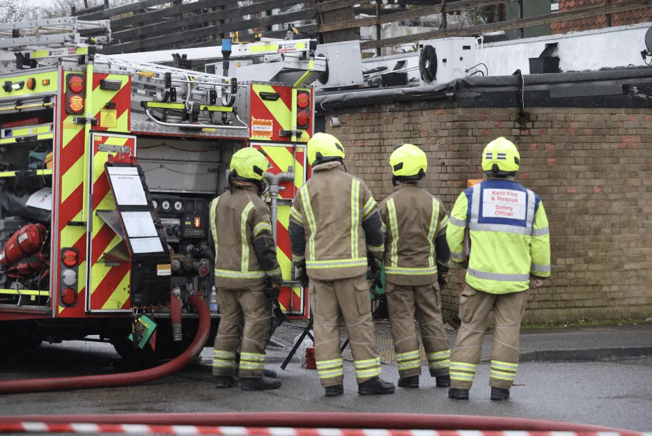 Car Blazes on Jubilee Way Dover – Kent Firefighters Douse Flames in Under 20 Minutes