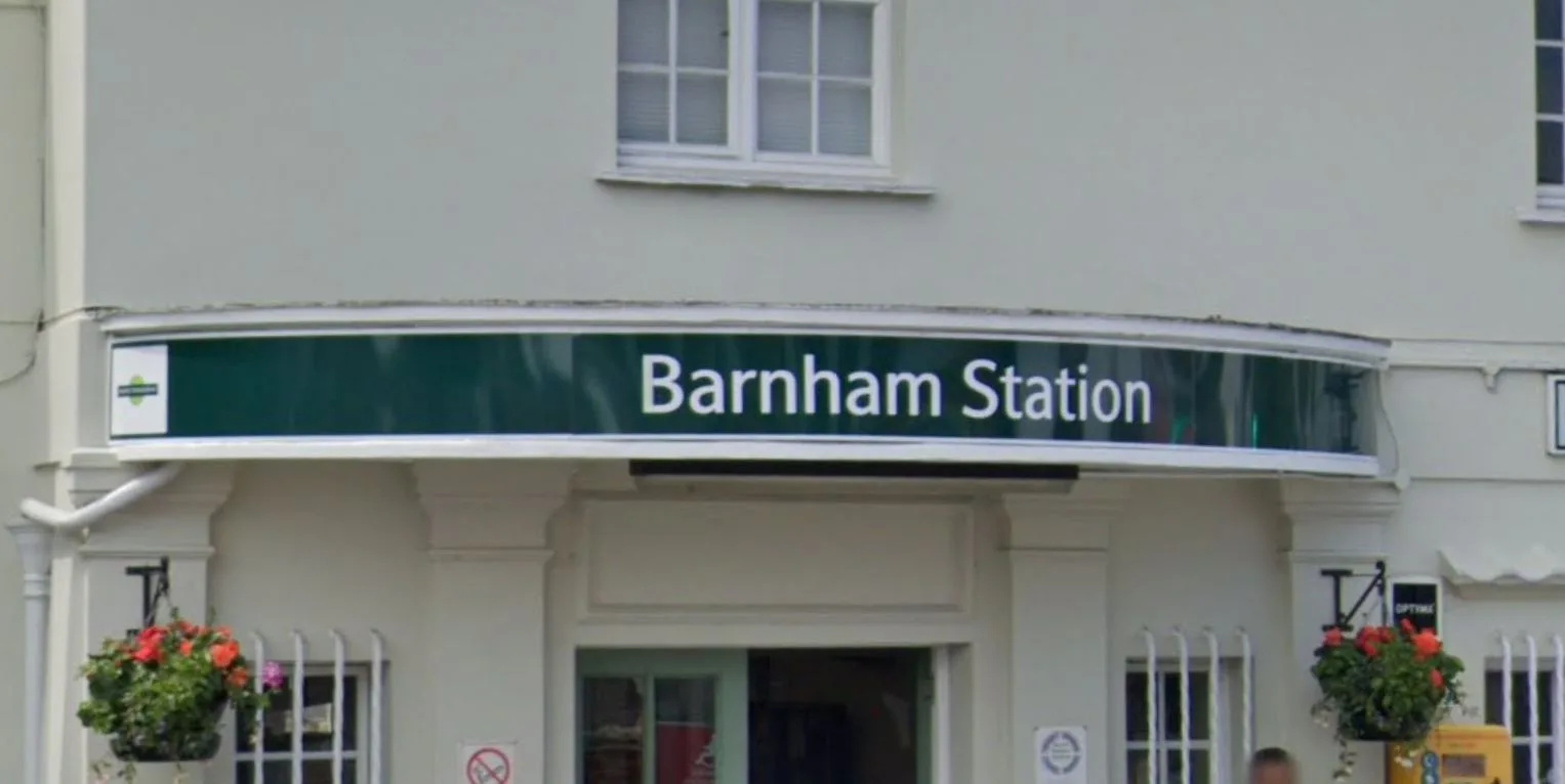 Chaos Near Brighton: Electrical Fault at Barnham Sparks Major Southern Rail Delays
