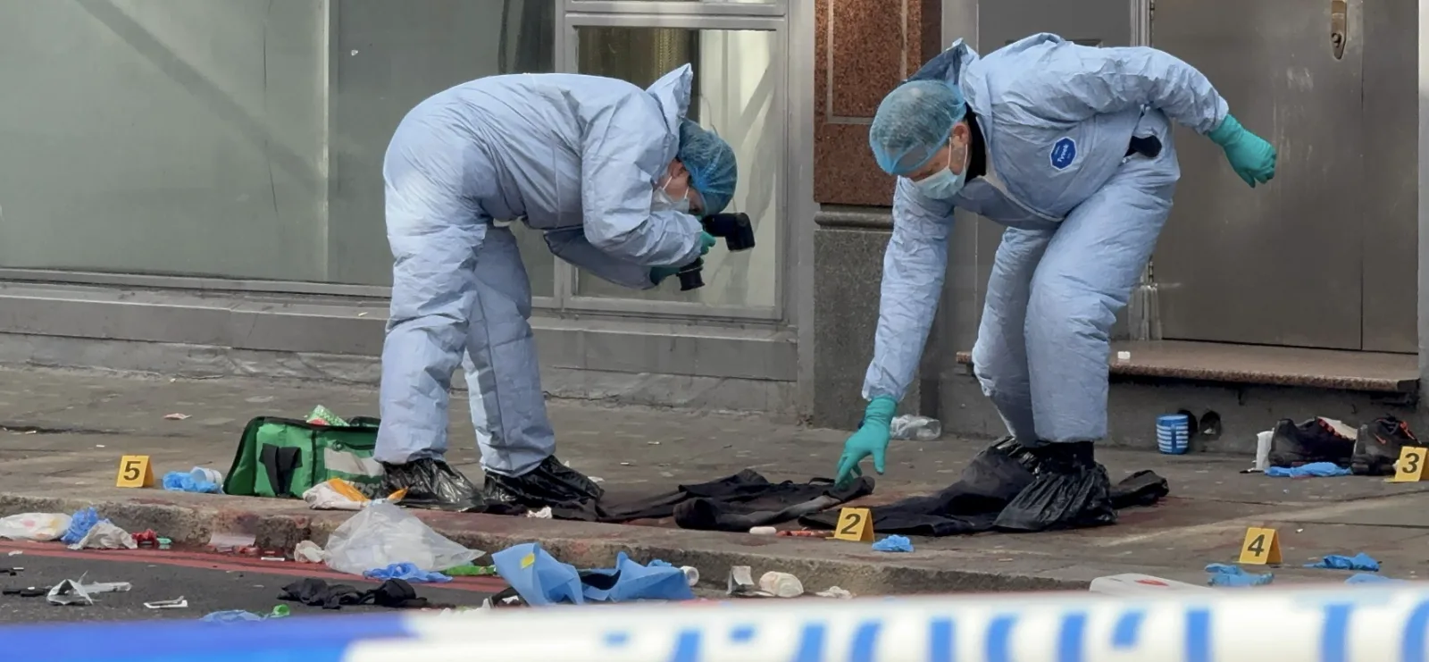 Man in Critical Condition After Stabbing in Old Street – Four Arrested for Attempted Murder