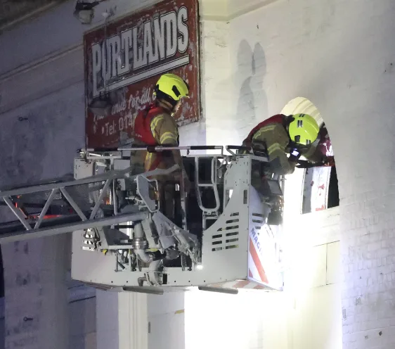 Blaze Breaks Out at Derelict Gravesend Building – Firefighters Battle Flames for Over an Hour