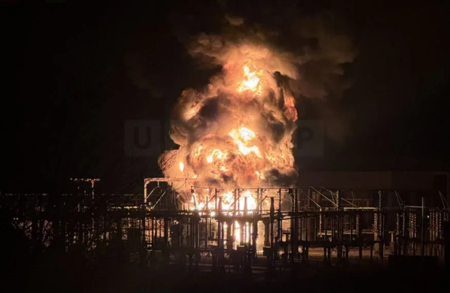 Hayes Substation Blast Halts Heathrow, Cuts Power to 16,000 Homes and Strands 1,300+ Passengers