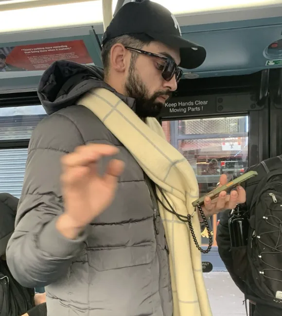 Pickpocket Panic on London’s 29 Bus in Harringay – Passenger Warns Commuters to Stay Alert