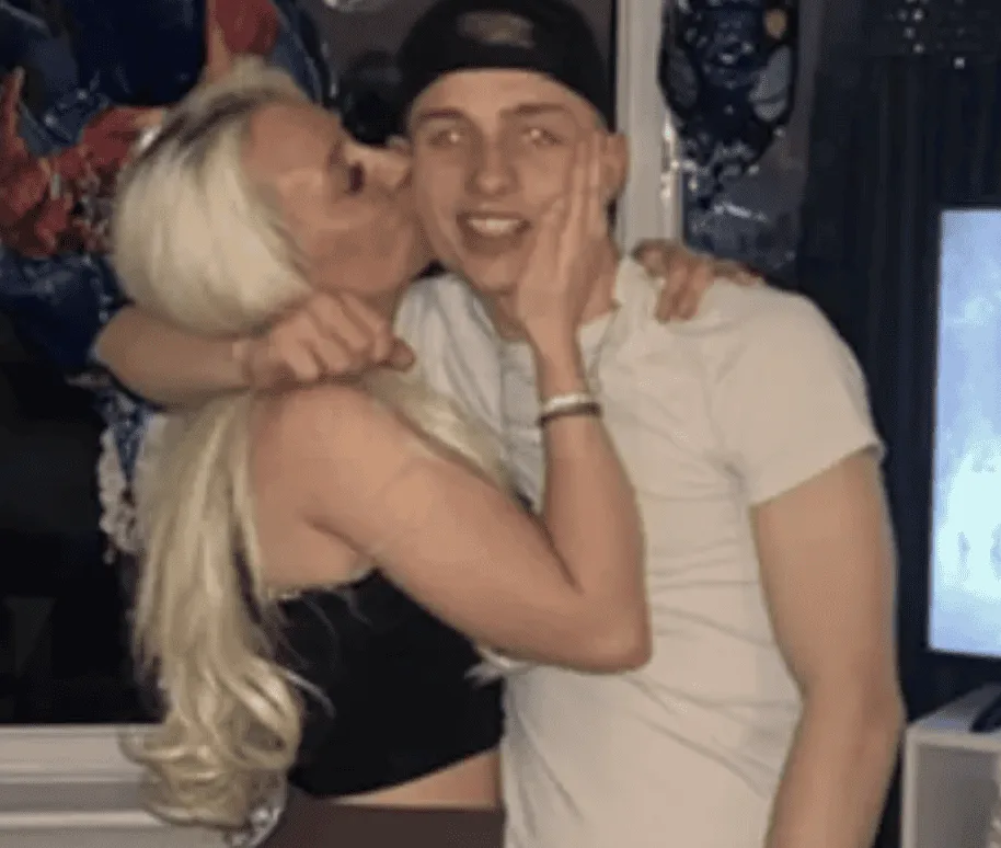 Tragic Loss of Beloved 20-Year-Old Billy After Fatal Train Incident Sparks Community Mourning