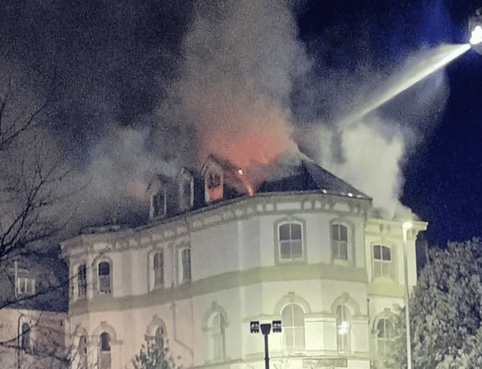 Massive Fire Rips Through Derelict Folkestone Hotel – Residents Warned to Stay Indoors and Avoid Clifton Crescent