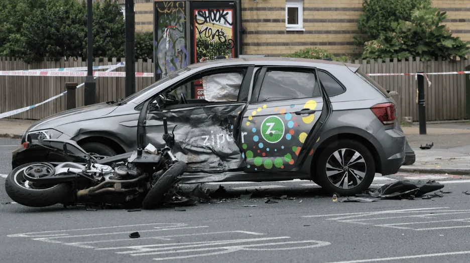 Serious Crash Closes A13 Commercial Road in Stepney — Major Emergency Response Ongoing