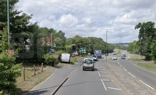 Sevenoaks Police Chase Crash Leaves Man Seriously Injured – Kent Police Seek Witnesses