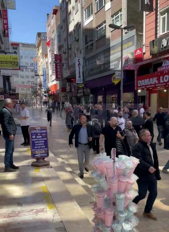 6.2 Quake Hits Istanbul: Blackouts and Panic as Aftershock Strikes City