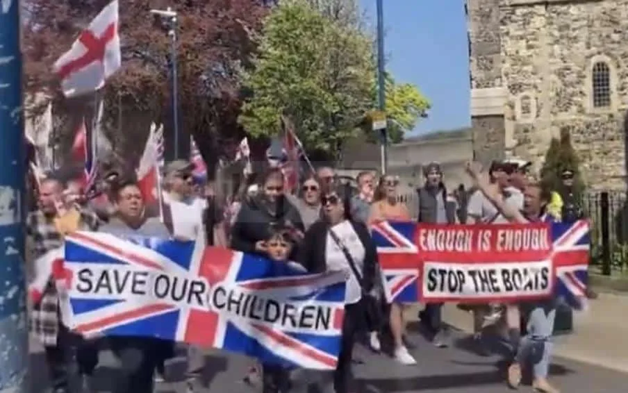 Hundreds Rally in Dover for ‘Stop the Boats’ Protest: Police Praise Peaceful Anti-Immigration Demonstration