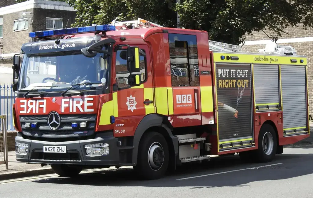 Romford House Fire Kills Multiple as Residents Flee Through Windows – Crime Scene Launched on Belgrave Avenue Blaze
