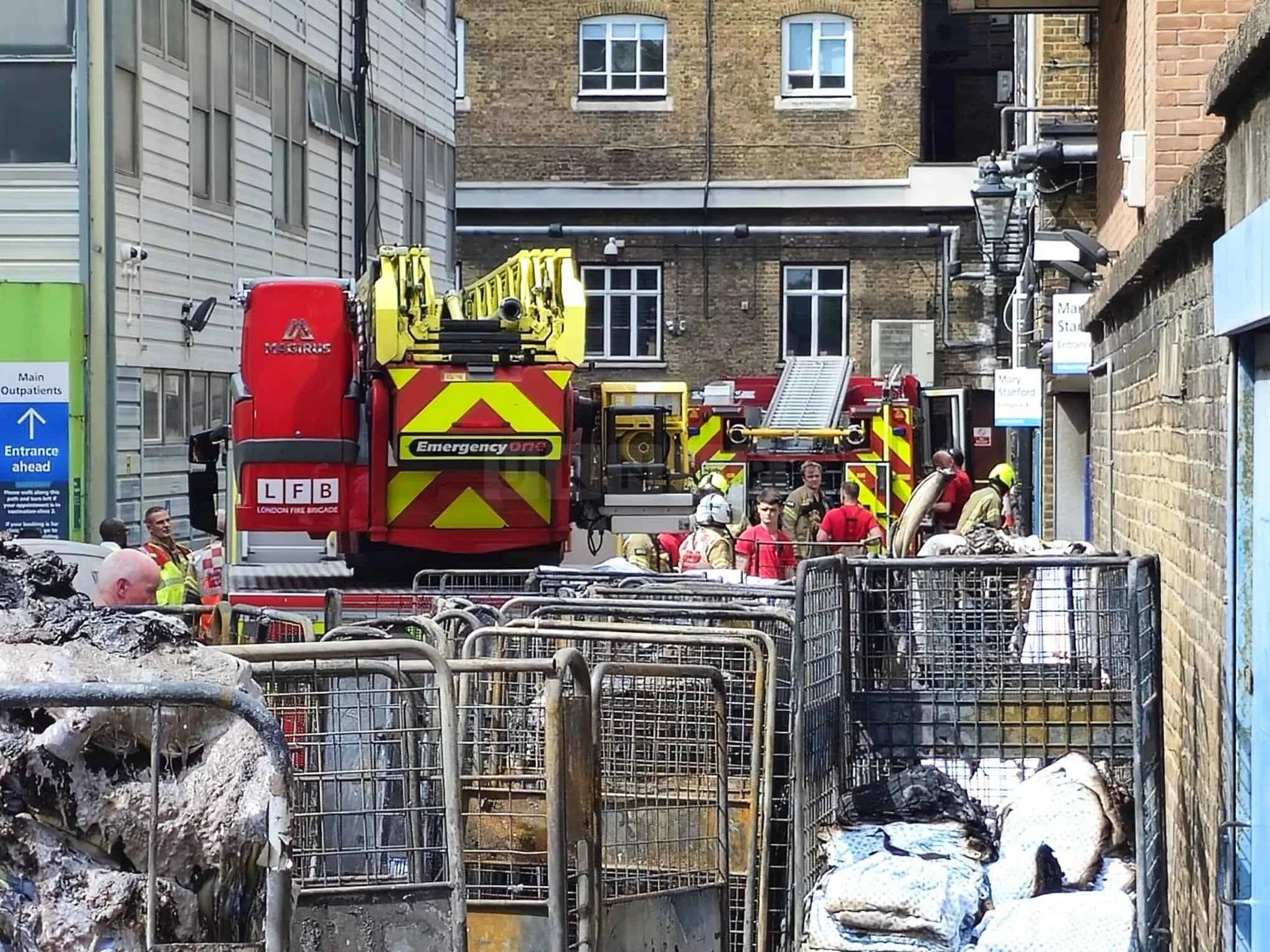 Paddington Hospital Fire Force Evacuates 70 as Store Room Blaze Sparks Major Response – No Injuries Reported
