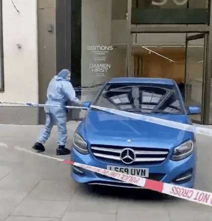 Mayfair Burglary Shocker: Police Launch Hunt After Early Morning Break-In at Berkeley Square