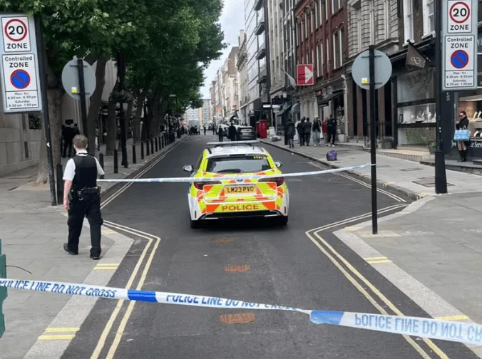 Daylight Hatton Garden Stabbing Hospitalises 24-Year-Old as Police Hunt Witnesses