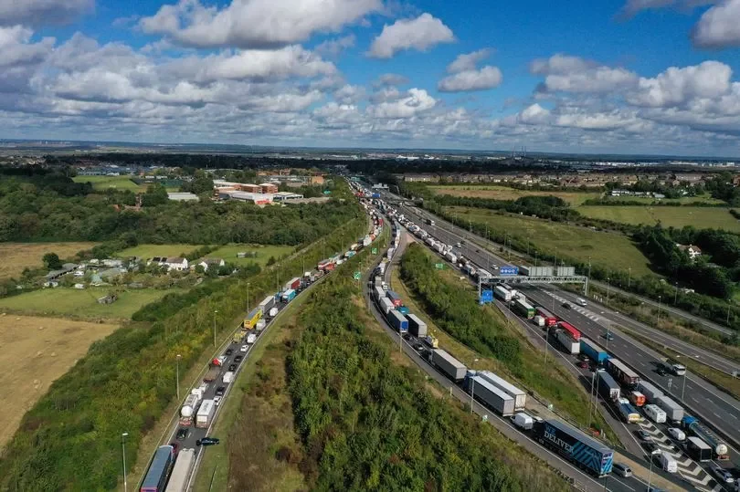 Motorists Urged to Avoid M25 Near Lakeside Where Possible
