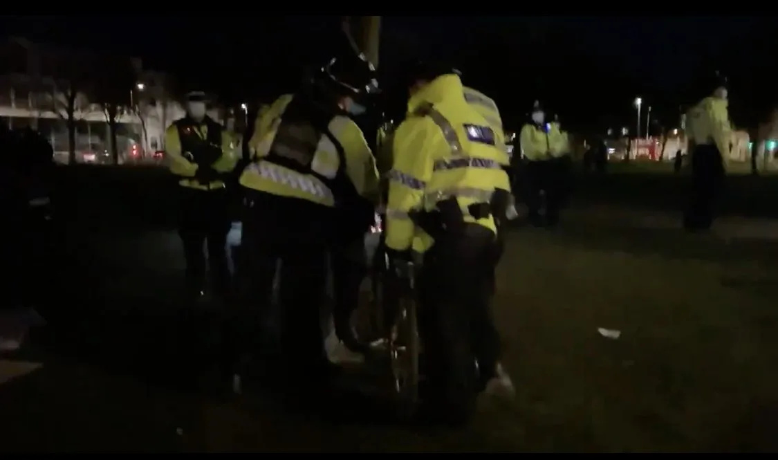 Brighton Police Break Up 150-Strong Sarah Everard Vigil, Arrest Made and Fines Issued Amid Covid Rule Breach