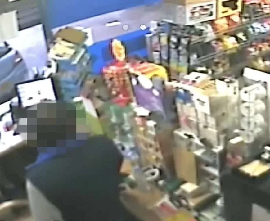 South London Knife Gang Jailed for £24,000 Armed Robbery Spree