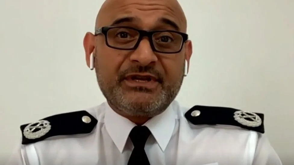 Met Police Issues Stark Apology After Officers’ Racist and Sexist Messages Rock London Force