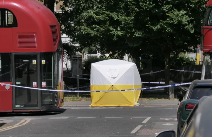 Man in 50s Fatally Stabbed in Hackney Street as Police Hunt Killer