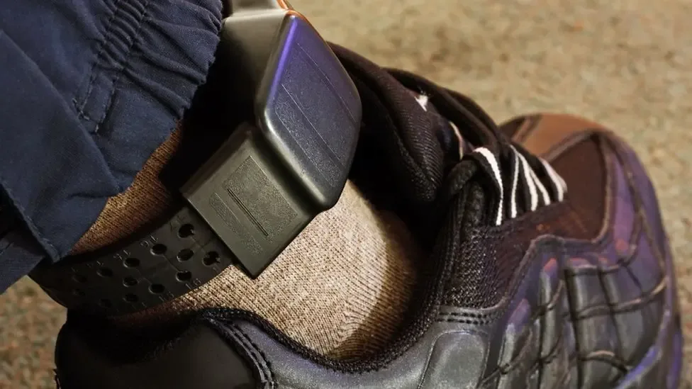 Sussex Launches UK’s First GPS Ankle Tags for Serial Shoplifters