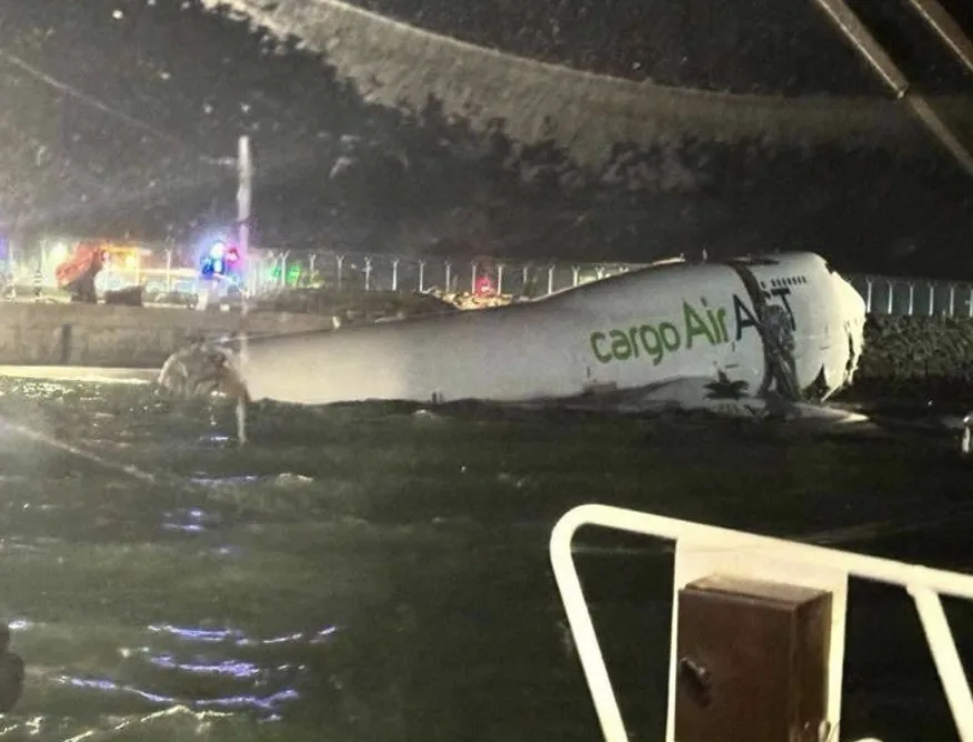 Tragic Crash at Hong Kong Airport: Emirates Cargo Jet Plunges Into Sea, One Dead and One Missing