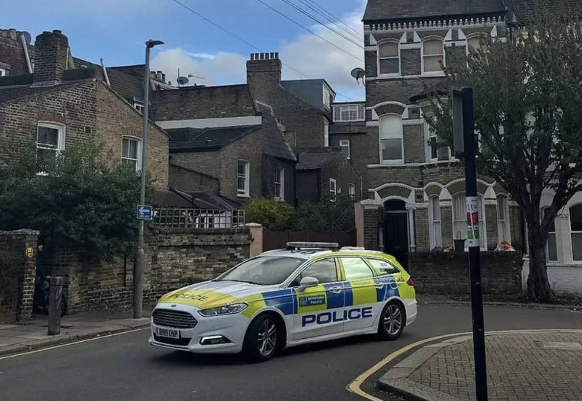 Teen, 19, Fighting for Life After Brutal Knife Attack Near Clapham Junction