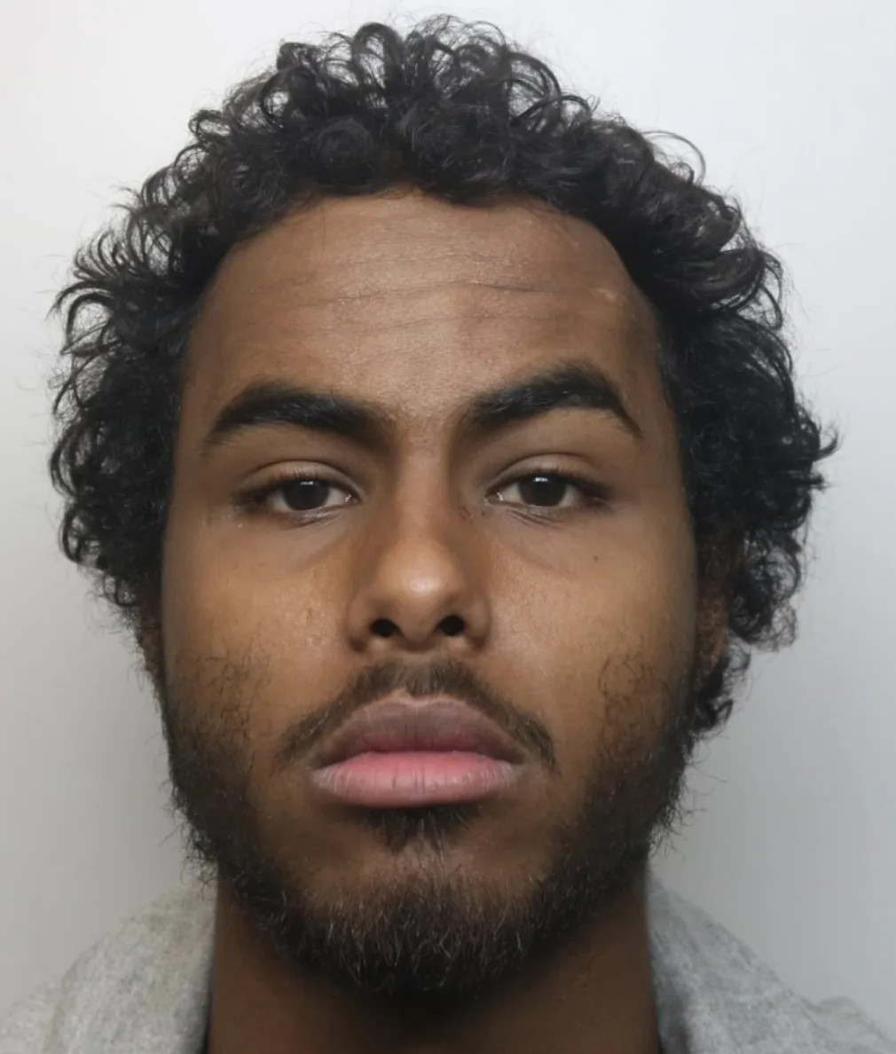 Repeat Shoplifter Jailed 5 Years for Armed Three-Day Northampton Shop Robberies