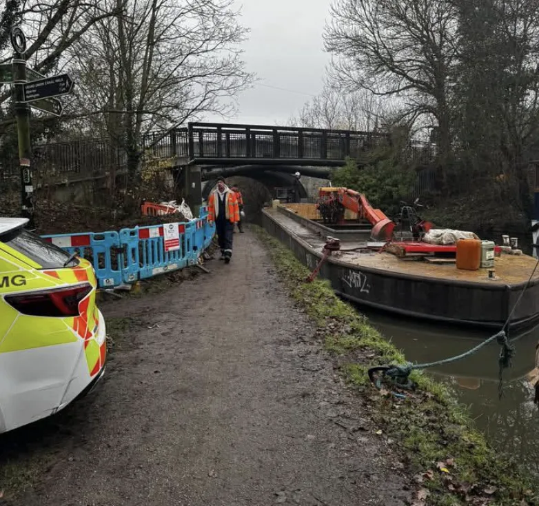 Three Held After Man Found Dead Near West London Canal